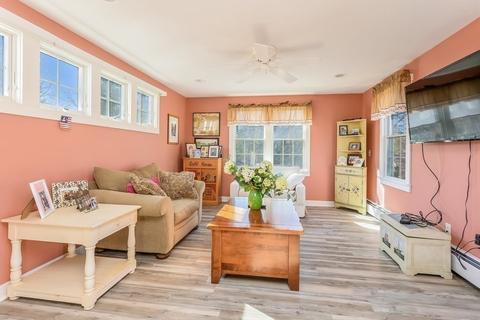 271 Pine St, Barnstable, MA 02632 photo 9
