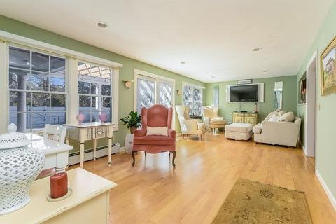 271 Pine St, Barnstable, MA 02632 photo 3
