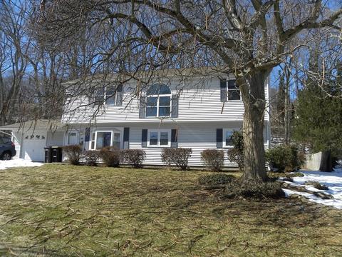 46 Donna Rd, Framingham, MA 01701 photo 1