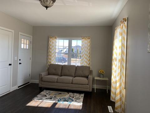 102 Arcadia Blvd, Springfield, MA 01118 photo 4