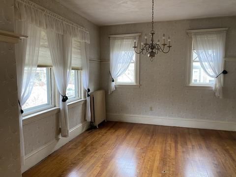 8 Berwick St, Worcester, MA 01602 photo 7