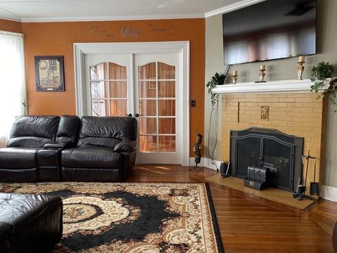 76 Florida St, Springfield, MA 01109 photo 7