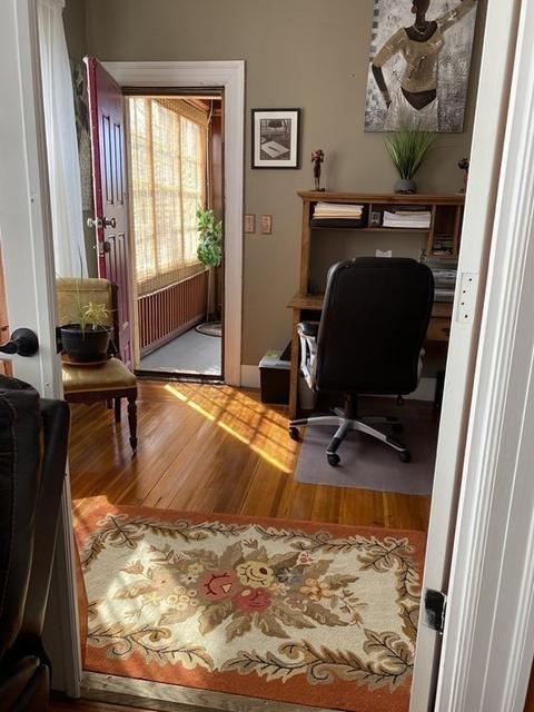 76 Florida St, Springfield, MA 01109 photo 8