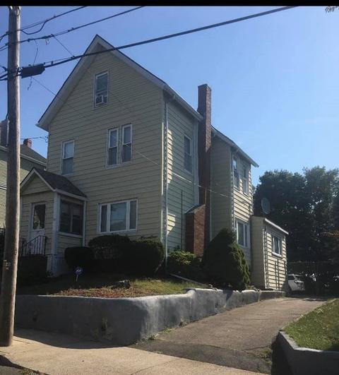 17 Irving St, Everett, MA 02149 photo 3
