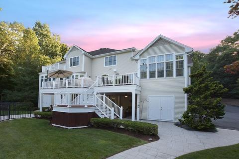 156 Forest St, Raynham, MA 02767 photo 2