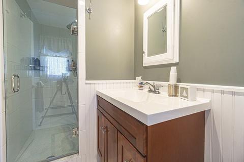 35 Cedar St, Marblehead, MA 01945 photo 29