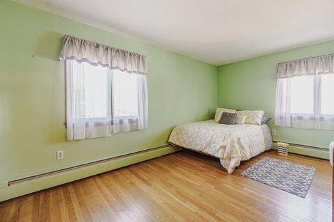 35 Cedar St, Marblehead, MA 01945 photo 31