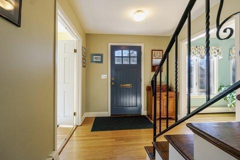 35 Cedar St, Marblehead, MA 01945 photo 14