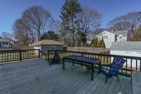 35 Cedar St, Marblehead, MA 01945 photo 7