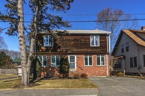 35 Cedar St, Marblehead, MA 01945 photo 3