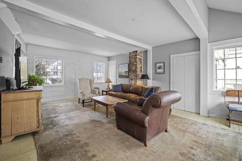 189 Exeter Rd, Hampton Falls, NH 03844 photo 5