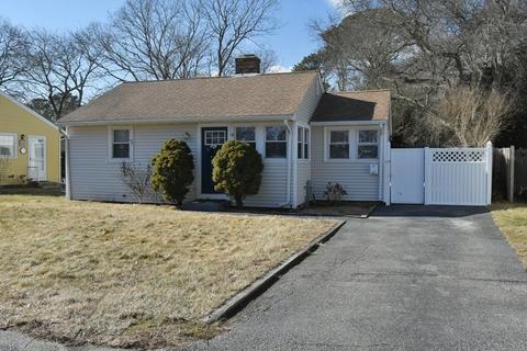 7 Pilgrim Ln, Hyannis, MA 02601 photo 1