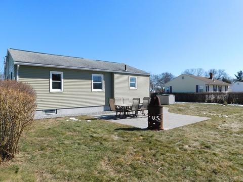 40 Randall St, Chicopee, MA 01013 photo 5