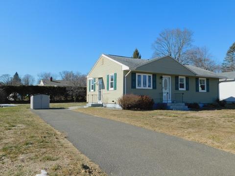 40 Randall St, Chicopee, MA 01013 photo 1