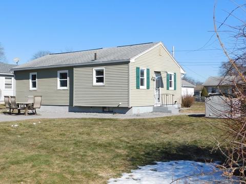 40 Randall St, Chicopee, MA 01013 photo 4