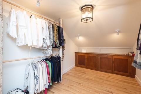 91 Hale St, Beverly, MA 01915 photo 24