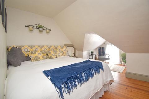 36 Forest St, Springfield, MA 01108 photo 23