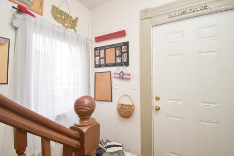 36 Forest St, Springfield, MA 01108 photo 5