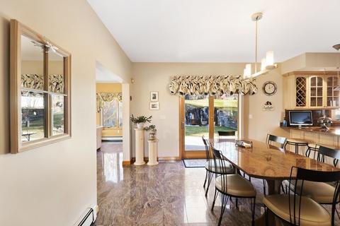 60 Juniper Dr, Saugus, MA 01906 photo 13