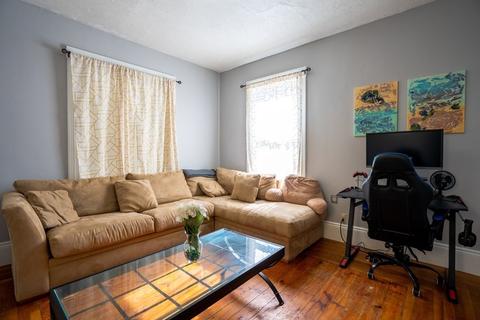 10 Berkeley St, Lawrence, MA 01841 photo 4