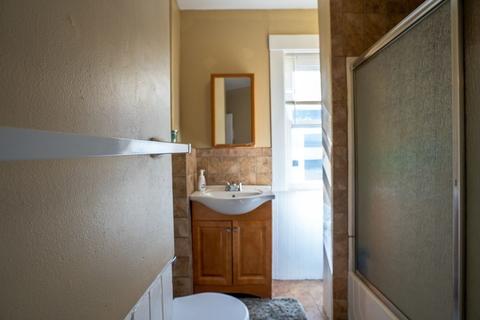 10 Berkeley St, Lawrence, MA 01841 photo 15