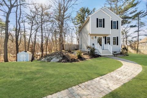 228 Old Derby St, Hingham, MA 02043 photo 1