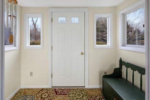 216 Hull St, Hingham, MA 02043 photo 2