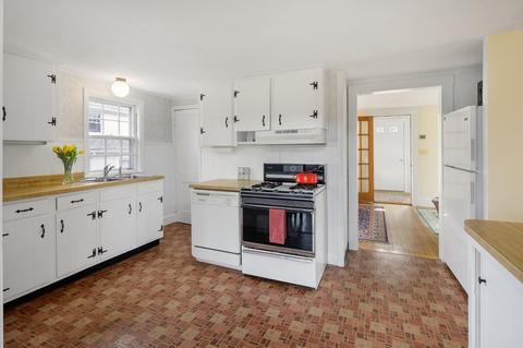 216 Hull St, Hingham, MA 02043 photo 7
