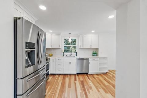 163 Pine St, Dedham, MA 02026 photo 9