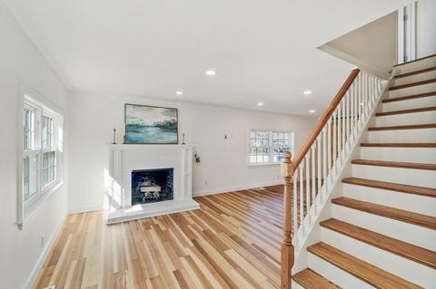 163 Pine St, Dedham, MA 02026 photo 5