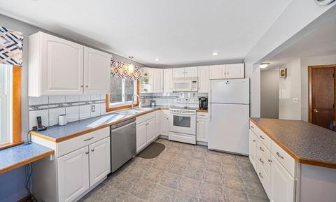 10 Ash St, Webster, MA 01570 photo 6