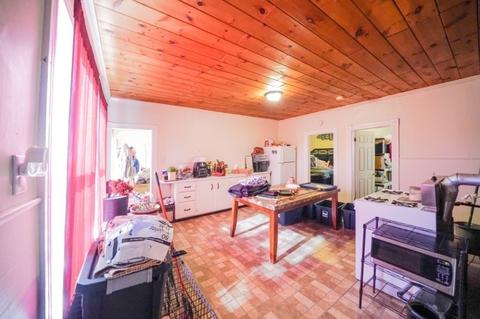 12 Seward, Worcester, MA 01604 photo 4