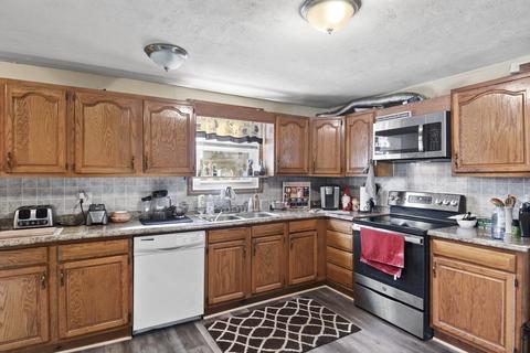 99 Longfellow Rd, Worcester, MA 01602 photo 9