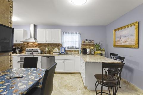 99 Longfellow Rd, Worcester, MA 01602 photo 23