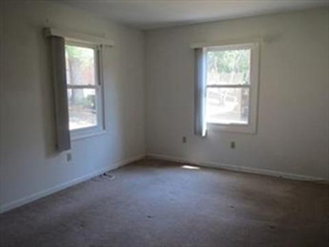 20 Halifax Ct #B, Springfield, MA 01108 photo 8