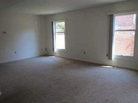 20 Halifax Ct #B, Springfield, MA 01108 photo 6