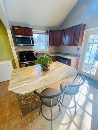293 Mill St, Worcester, MA 01602 photo 3