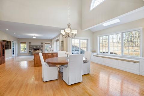 17 Baker Hill Dr, Hingham, MA 02043 photo 4