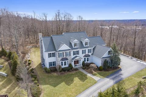 17 Baker Hill Dr, Hingham, MA 02043 photo 1