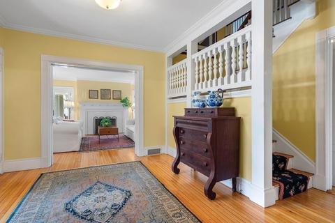 127 High St, Brookline, MA 02445 photo 5