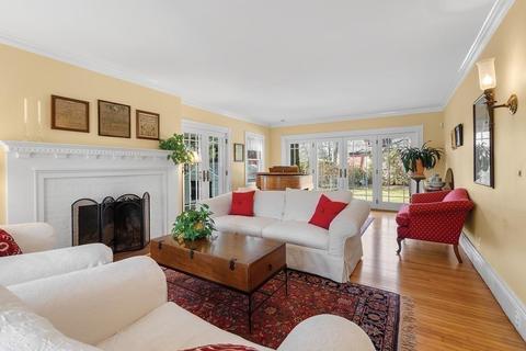 127 High St, Brookline, MA 02445 photo 7