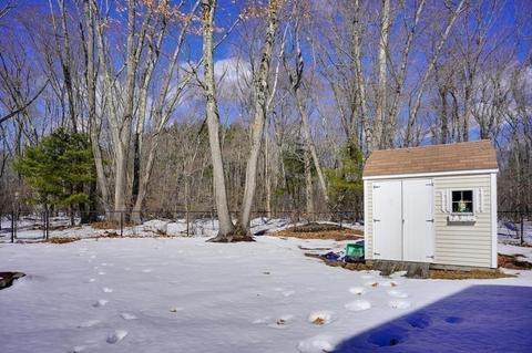 18 Blackberry Ln, Framingham, MA 01701 photo 33