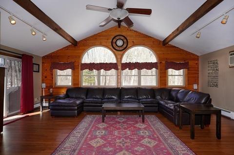 18 Blackberry Ln, Framingham, MA 01701 photo 9