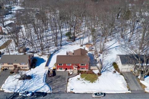 18 Blackberry Ln, Framingham, MA 01701 photo 40