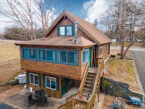 896 Pleasant St, Raynham, MA 02767 photo 40