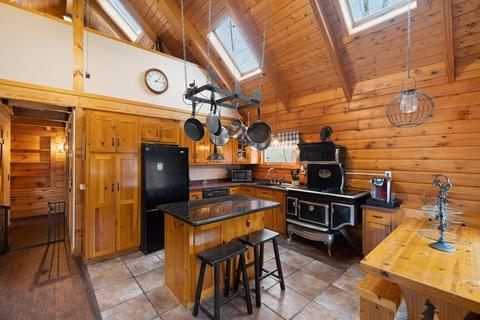 896 Pleasant St, Raynham, MA 02767 photo 4
