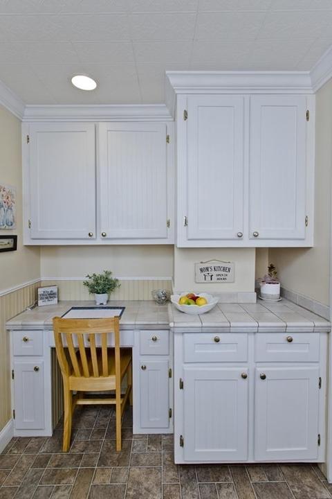 614 Britton St, Chicopee, MA 01020 photo 12