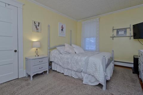 614 Britton St, Chicopee, MA 01020 photo 22