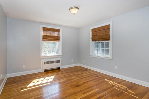 411 Common, Walpole, MA 02081 photo 8