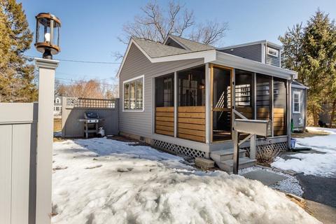 411 Common, Walpole, MA 02081 photo 18